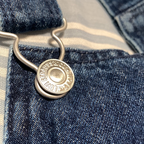 Girls Levi’s ShortAlls - Picture 3 of 8